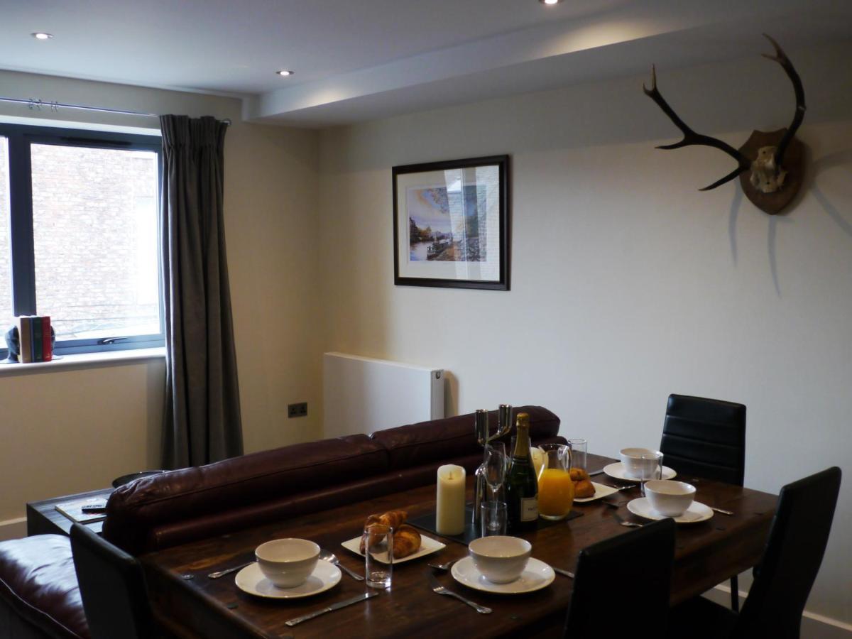 Vikings Two Bedroom Apartment With Free Parking. York Exterior foto